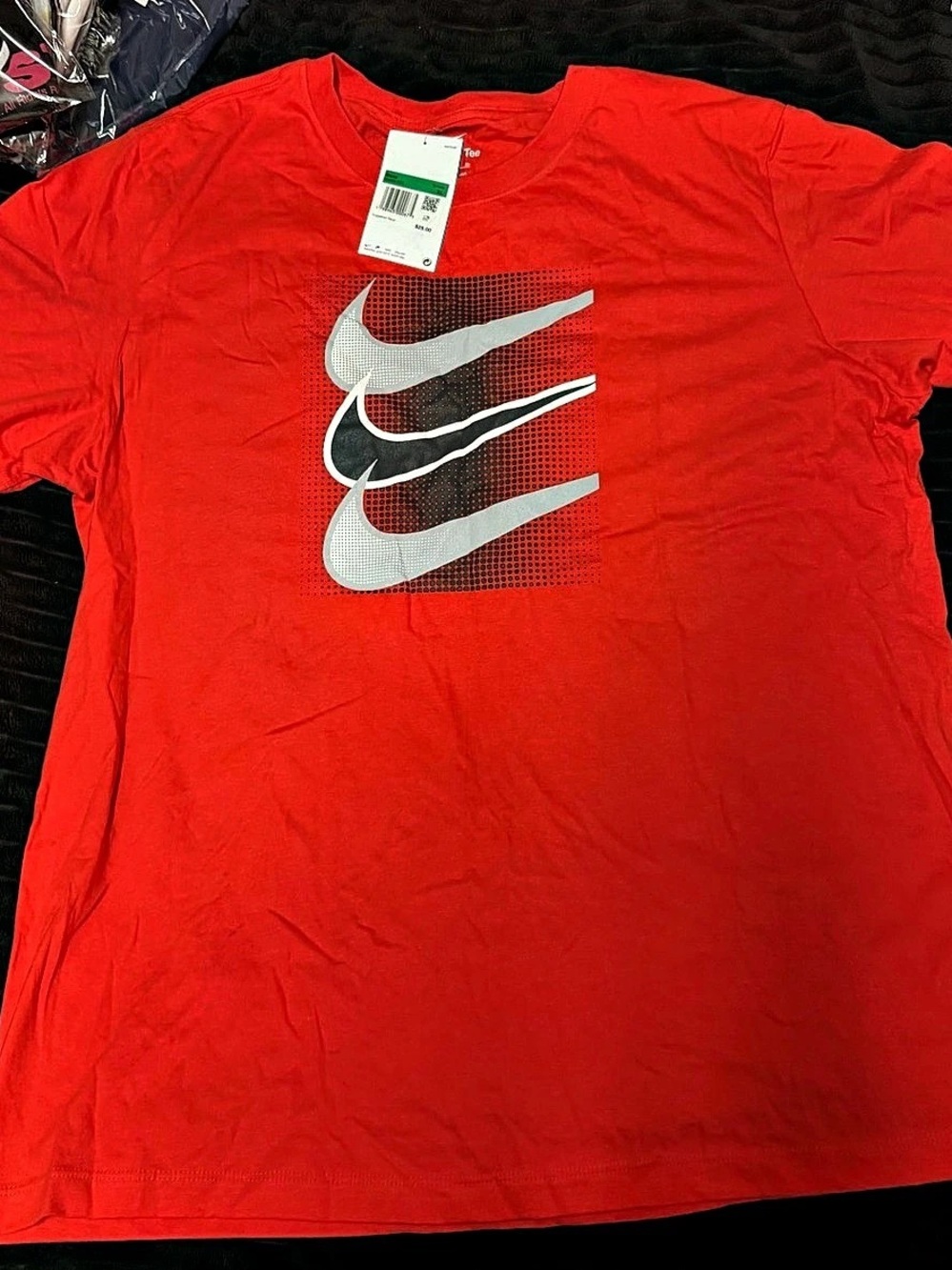 Nike Sportswear Swoosh Tee Men's Red Graphic Tee Size XL NWT